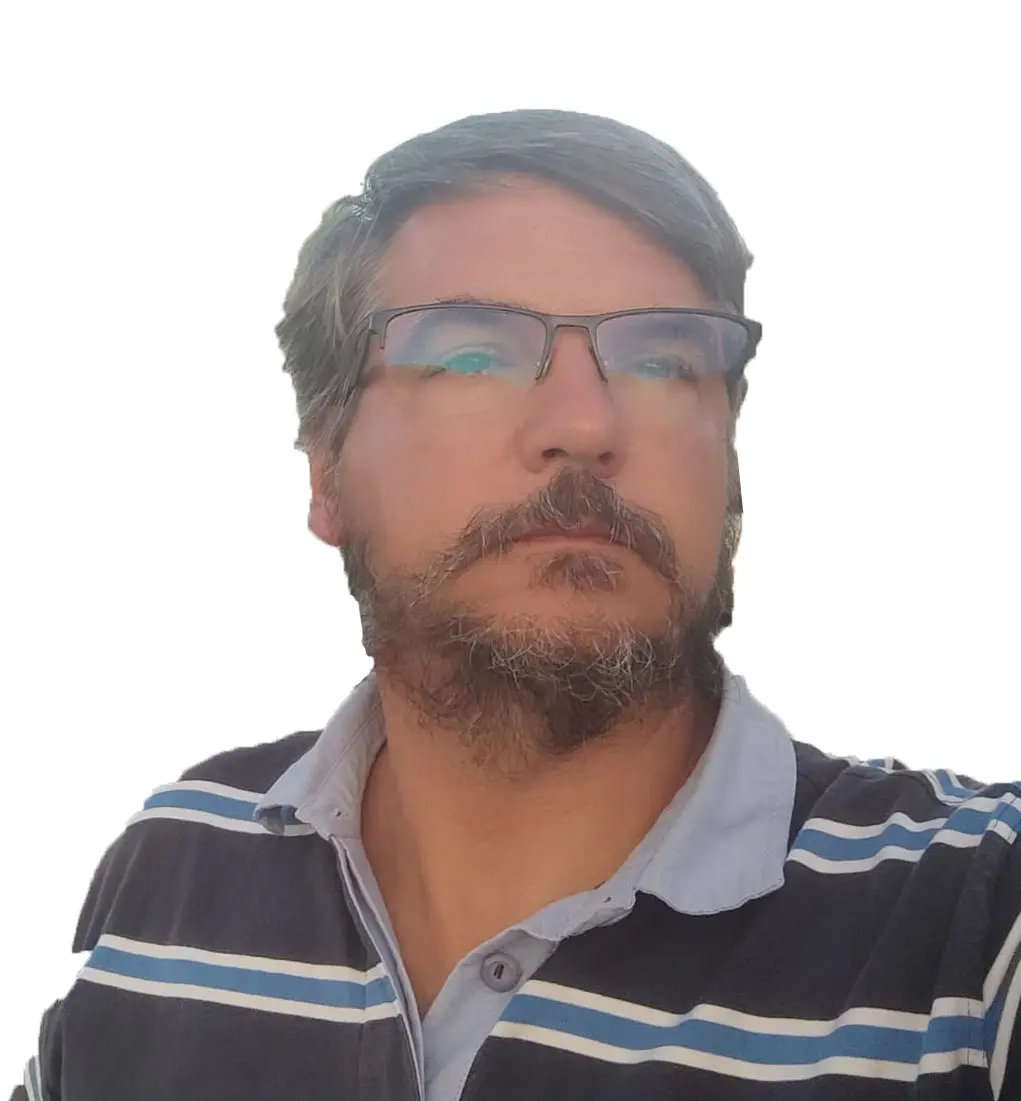 Retrato profissional de Tiago Miguel Fraga